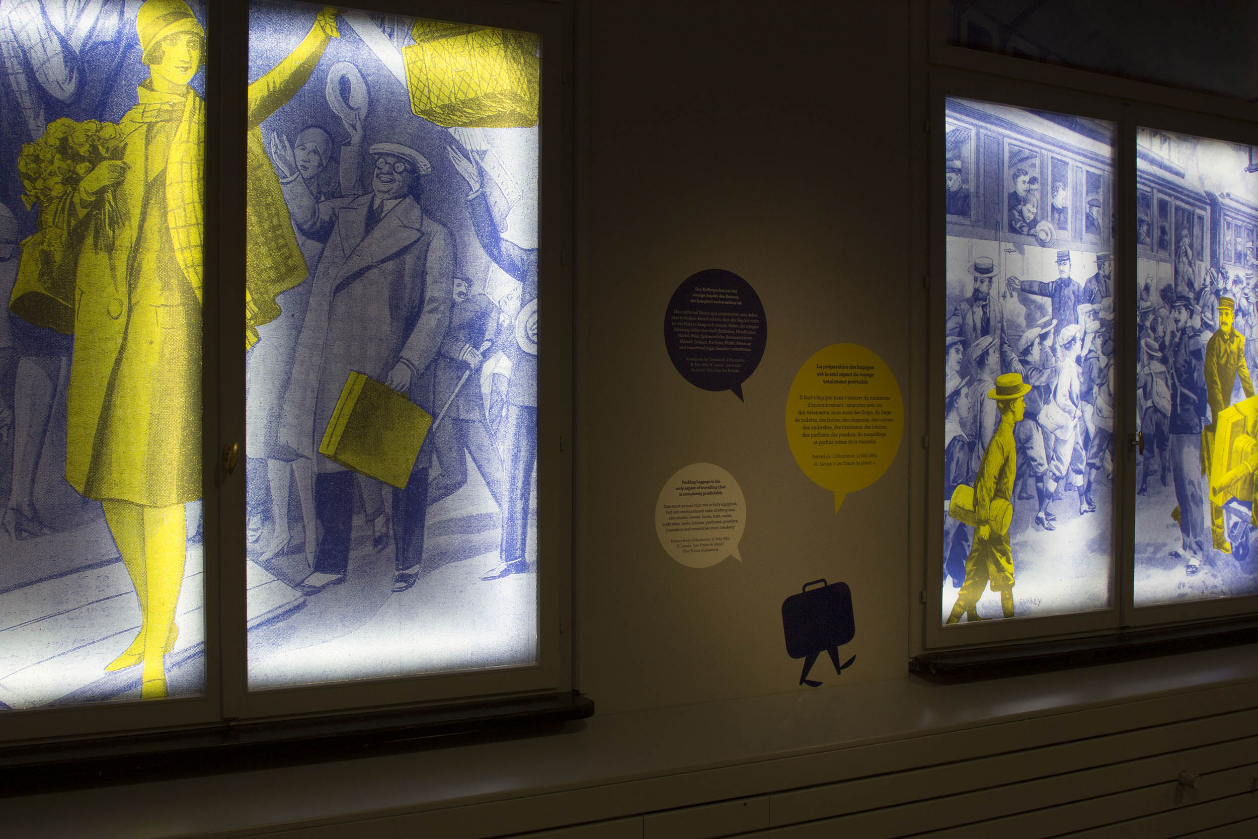 Vitrophanies illustratives à partir de gravures anciennes colorisées en jaune et bleu
